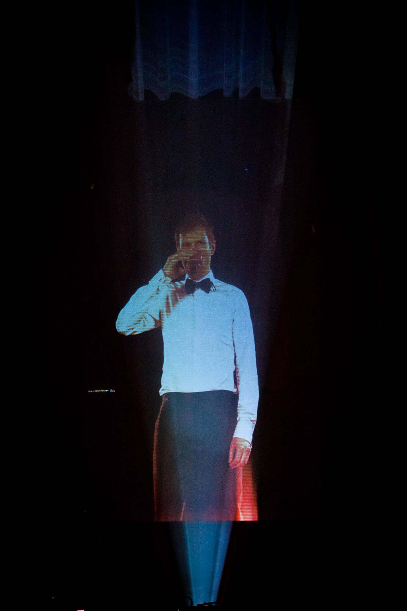 Holographic Projection Films & Screens Pepper's Ghost Effect