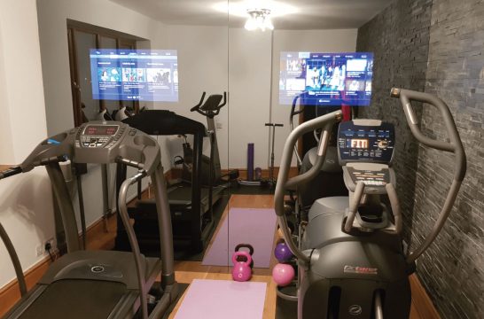 mirror video wall system