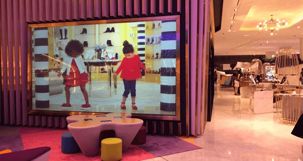 UST Digital Glass - The Dubai Mall