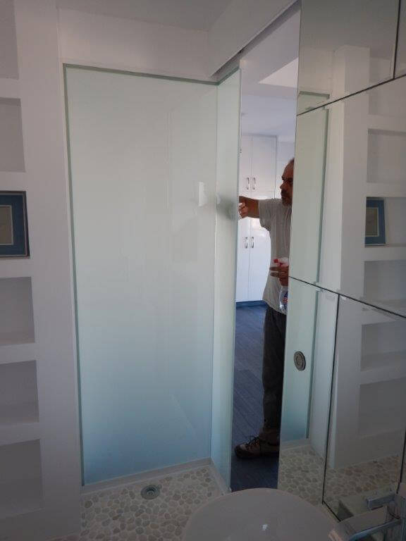 Laminated Switchable Smart Glass Smart Glass Pro Display